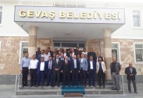 KADıOĞLU - Başkan Kadıoğlu Gevaş'ta