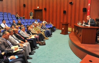 Vali Coşkun Açıklaması 'Vatandaş Başvurularını Hızlı Bir Şekilde Sonuçlandırın'