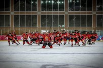 BUZ HOKEYİ TAKIMI - Zeytinburnu Belediyesi Spor Kulübü Devler Ligi'nde