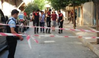 KANUNİ SULTAN SÜLEYMAN - İstanbul'da Uyuşturucu Satıcısı Polisle Çatıştı