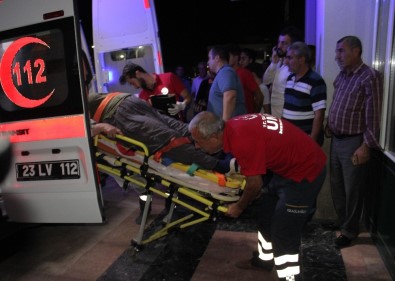 Elazığ'da 2 Ayrı Trafik Kazası Açıklaması 9 Yaralı