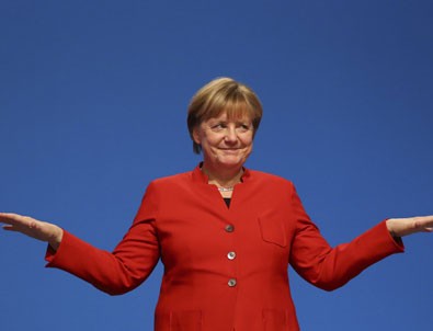 Merkel dördüncü kez kazandı
