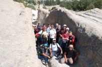 AFDOS Üyeleri Frig Yolu'nda Yürüdü