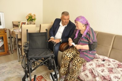 Akhisar'da Engeller Büyükşehirle Kalkıyor