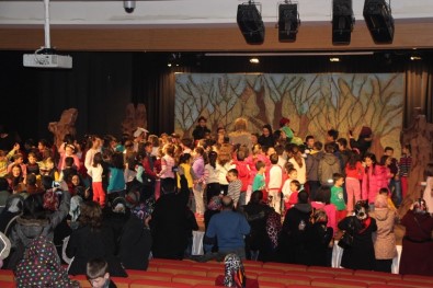 Çevre Çocuk Tiyatrosu Erzurum'da