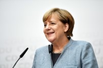 SOSYAL DEMOKRAT PARTİ - Merkel En Güçlü Partiyiz