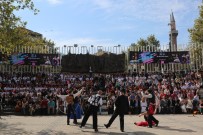 ADİLE NAŞİT - Tiyatro Festivali'nde 22. Yıl Coşkusu