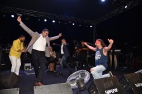 UFUK YILDIRIM - Ünlü Sanatçılar Sarıgöl'de Sahne Aldı