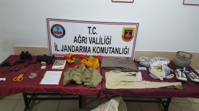 Ağrı'da PKK Dokümanları Ele Geçirildi
