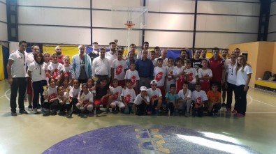 Çukurca'da Basketbol Şöleni