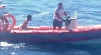 Denizde Sürüklenen Kadını İtfaiye Cankurtaran Botu Kurtardı