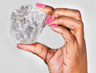 Dev elmas 53 milyon dolara satıldı