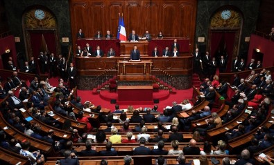 Fransa Senatosu'nda Kadın Senatör Sayısı Artıyor