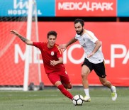 SERDAR AZİZ - Galatasaray, Karabükspor Maçı Hazırlıklarını Sürdürüyor