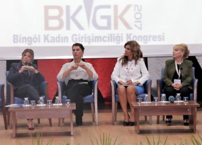 İş Kadınları 'Türkiye'nin Girişimci Kadın Gücü'nü Anlattı