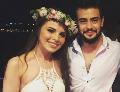 Rüzgar Erkoçlar evleniyor