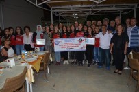AHMET ALTıNTAŞ - Soma Zafer Spor Avrupa'da Yılın Kadın Futbol Takımı Seçildi