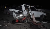 Zincirleme Kazada Otomobil Hurdaya Döndü Açıklaması 1 Yaralı