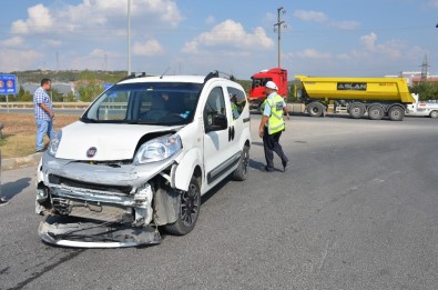 Bilecik'te Meydana Gelen Trafik Kazasında 1 Kişi Yaralandı
