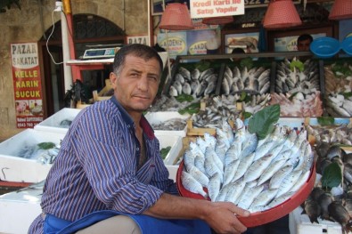 Kilis'te Balık Satışlarına Yoğun İlgi