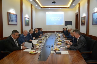 Trakya Kalkınma Ajansı Eylül Ayı Yönetim Kurulu Toplantısı Kırklareli'nde Yapıldı