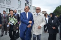 MUHAFAZAKAR - Çevre Ve Şehircilik Bakanı Mehmet Özhaseki Açıklaması 'İstikrar Abidesi Gibi Ayaktayız'