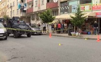 SİLAHLI KAVGA - İstanbul'da İki Grup Arasında Silahlı Kavga Açıklaması 4 Yaralı