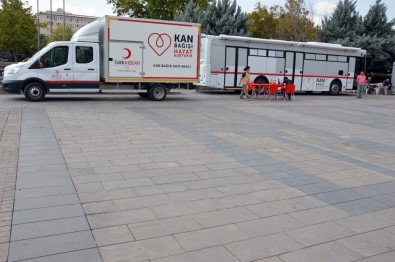 Kızılay Kan Bağış Aracı Kırıkkale'de