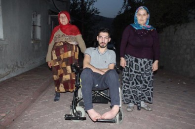 10 Yıldır Tekerlekli Sandalyeye Mahkum Yaşayan Genç Yardım Bekliyor