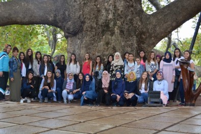 Afyonkarahisar Gençlik Merkezi Üyeleri Bursa'ya Gezi Düzenledi