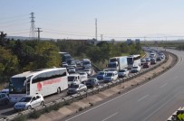 TRAFİK ÇİLESİ - Bursa-İzmir Yolunda Kilometrelerce Araç Kuyruğu Oluştu