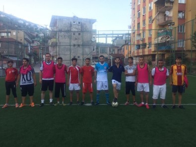 Roman Kursiyerler Futbol Maçı Yaptı