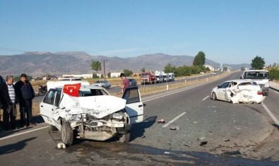 Amasya'da Otomobiller Çarpıştı Açıklaması 1 Ölü, 2 Yaralı