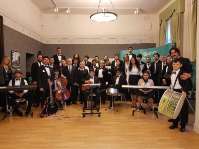 İzmir Otizm Çocukları Korosu 99'Uncu Konserini Budapeşte'de Verdi