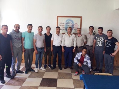 Belediye Başkanı Fatih Çalışkan'dan Asker Ve Polislere Bayram Ziyareti