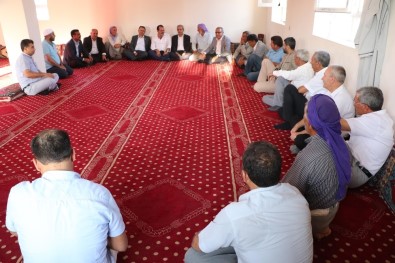 Demirkol Ve Milletvekili Kaçar Vatandaşlarla Bayramlaştı