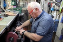 BIÇAKÇILIK - Esnaflar, Bıçak Bilemeden Umduğunu Buldu, Satışlardan Bulamadı