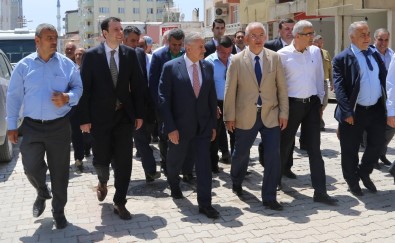 İzmirliler Başbakan Yıldırım'ı Bekliyor