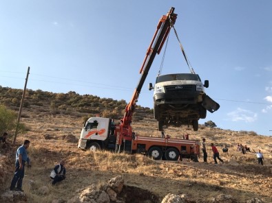 Mardin'de Trafik Kazası Açıklaması 3 Yaralı