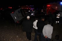Sivas'ta Yolcu Otobüsü İle Otomobil Çarpıştı Açıklaması 1 Ölü, 16 Yaralı