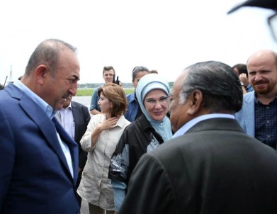 Dışişleri Bakanı Çavuşoğlu Ve Emine Erdoğan Kutupalon Mülteci Kampı'nda