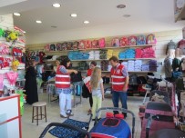 OKUL KIYAFETİ - Kızılay Öğrencileri Giydirdi