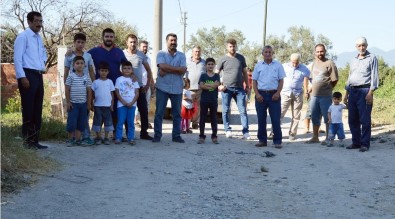 Küme Evleri Sakinleri Asfalt Bekliyor