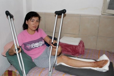 Otomobilin Çarpıp Kaçtığı Kırgız Kadının Başına Gelmeyen Kalmadı