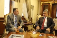 AYDER YAYLASI - Rusya Federasyonu Trabzon Başkonsolosu Valery Tikhonov, Rize Valisi Erdoğan Bektaş'ı Makamında Ziyaret Etti