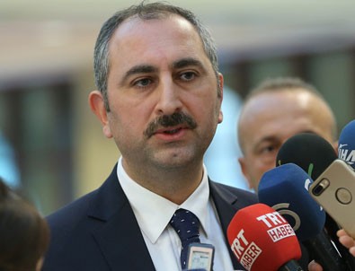 Adalet Bakanı Abdülhamit Gül: Bu çok büyük bir skandaldır