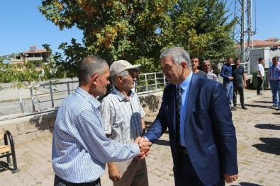 Başkan Mustafa Çelik, Buğdaylı'da Ay Çekirdeği Üretici Ve Esnaflarını Ziyaret Etti