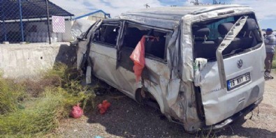 Eskişehir’de feci kaza: 3 ölü, 7 yaralı