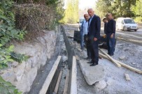 CÜNEYT EPCIM - Hakkari'de Su Ve Drenaj Kanalları Yapılıyor