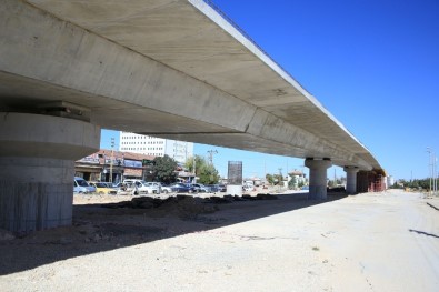 Karaman'da Köprülü Kavşak Çalışmaları Devam Ediyor